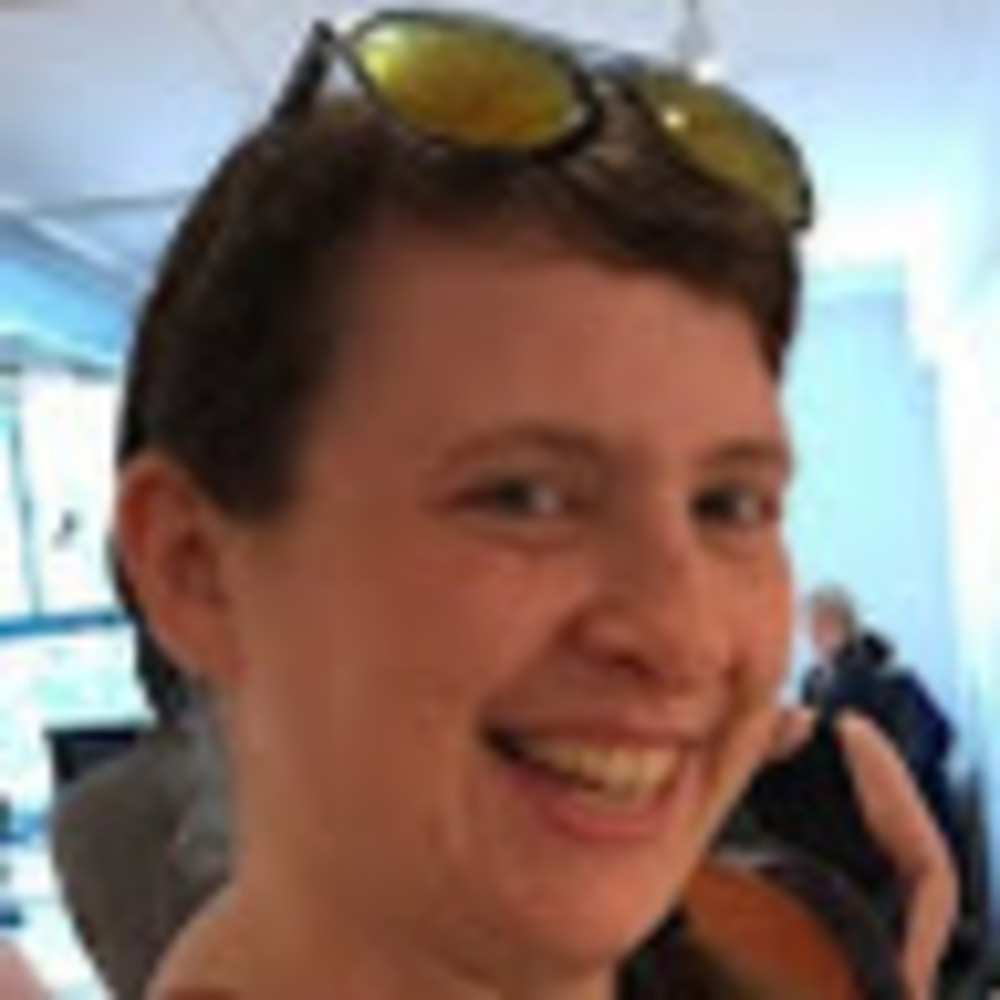 Meet your Posher, Lucy